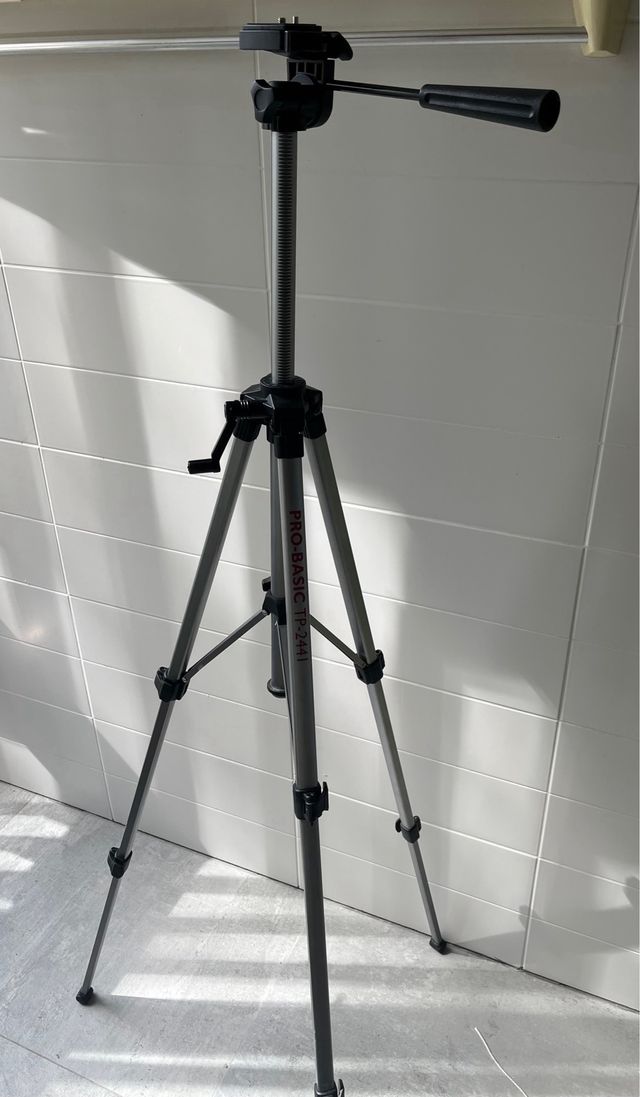 Trípode Pro Basic TP-2441