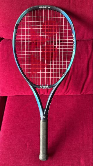 Raqueta Yonex Ezone 26