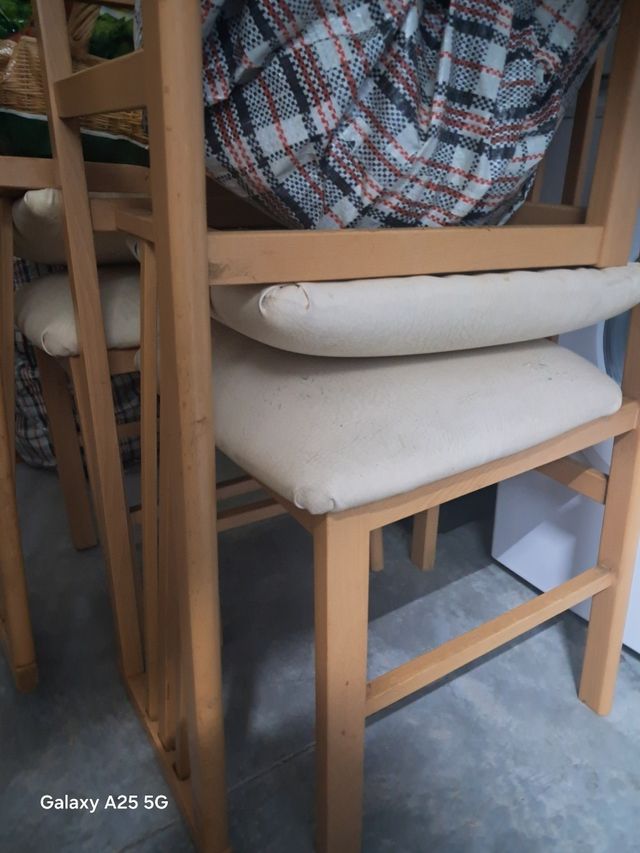 4 Sillas OFERTA 20€ LAS 4 SOLO HASTA EL 15/11