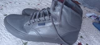 Botas Vans grises - Talla 39.5_40