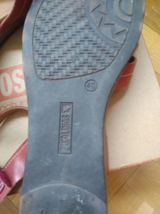 Sandalias Pikolinos rojas y marrones, 40