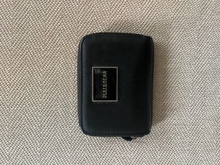 Cartera Pull & Bear negra