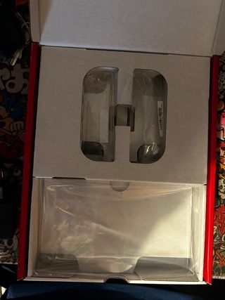 Nintendo Switch OLED - blanco y negro 
