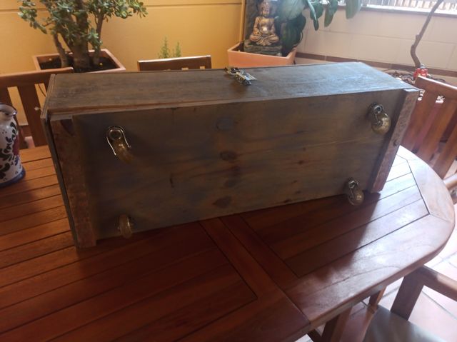 Arcón madera con ruedas - Gris