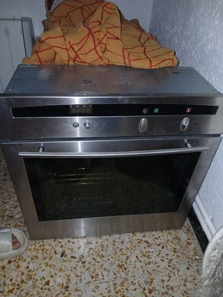 todo hoy por 150 euros...horno,microondas incorpor