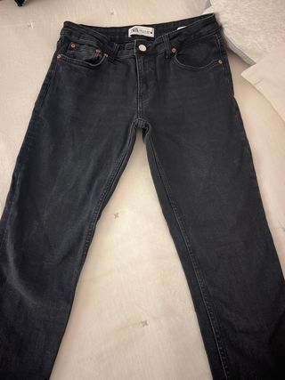 Vaqueros Zara pitillo negros