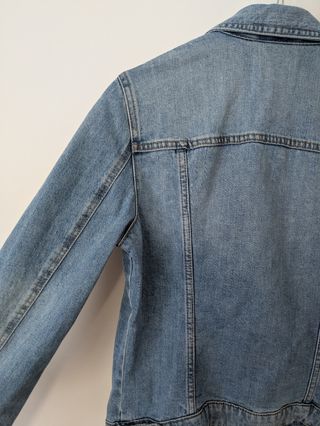 Cazadora vaquera Zara TRF talla S/M