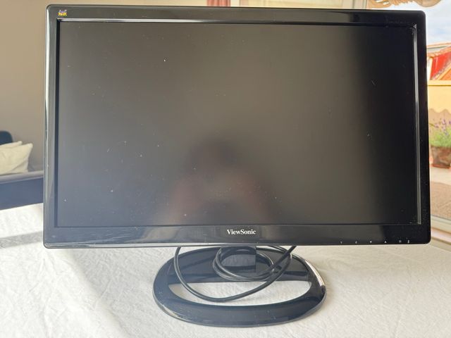 Monitor ViewSonic 51x32cm