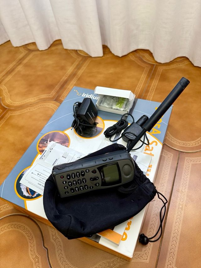 Iridium - Teléfono Satélite