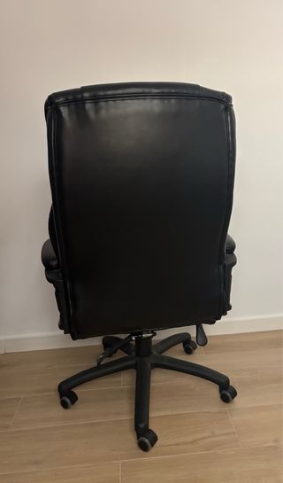 Silla oficina negra - piel sintética