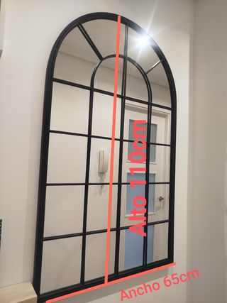 Espejo arqueado metal negro