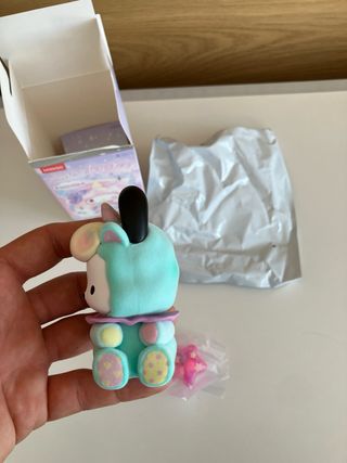 Figura Pochacco Sanrio Miniso