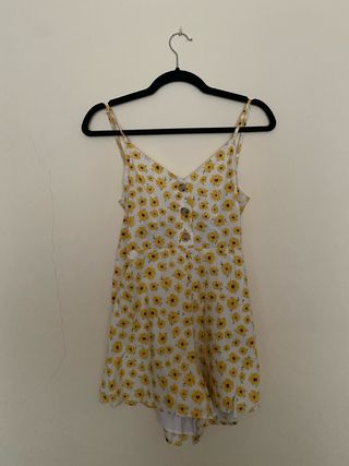 Vestido corto estampado girasoles