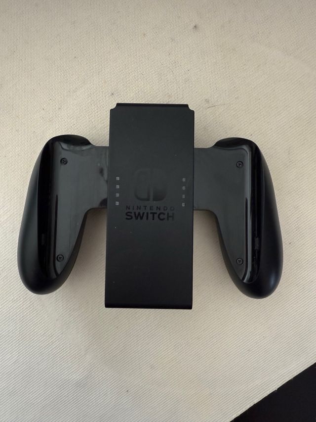 Nintendo Switch - Console Blu e Rossa con giochi