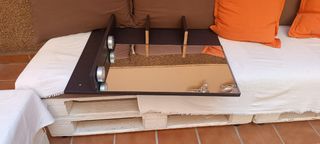 Espejo tocador con estantes