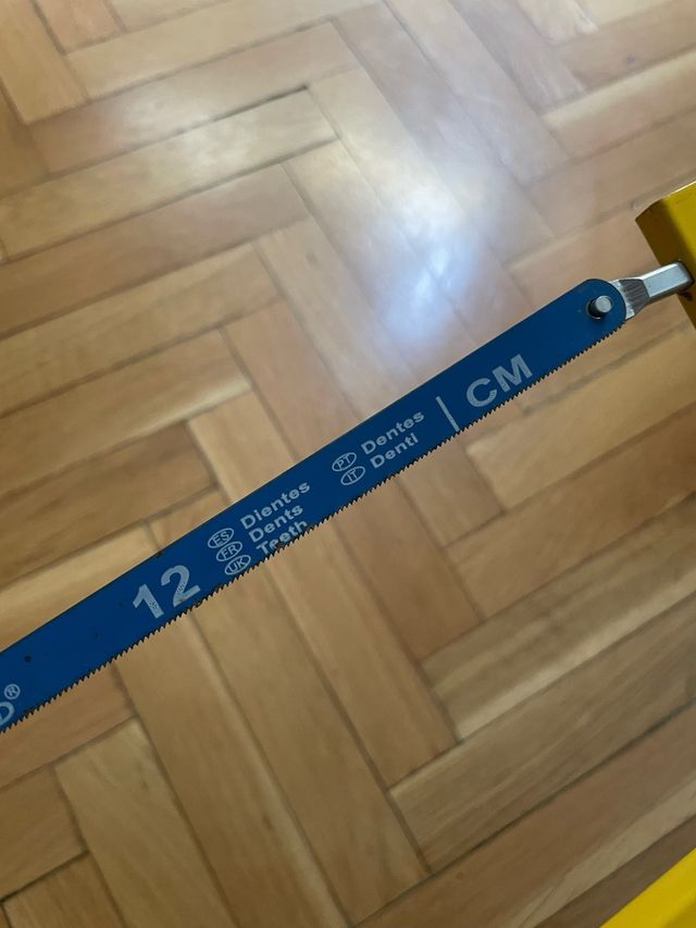 Sierra de Arco Metálica 12" -  Herramienta Manual