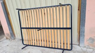 Somier 135cm metal y madera