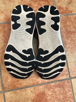 Zapatillas Asics Nimbus 23 - Talla 46