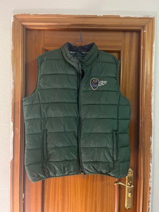 Chaleco acolchado verde oliva hombre
