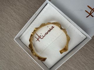 Pulsera Hissia dorada