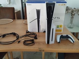 PS5 Slim 1TB con lector - Blanca