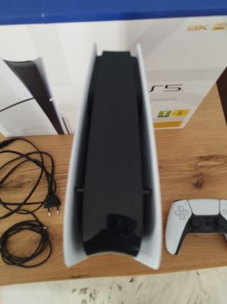 PS5 Slim 1TB con lector - Blanca