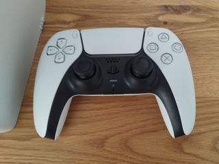 PS5 Slim 1TB con lector - Blanca