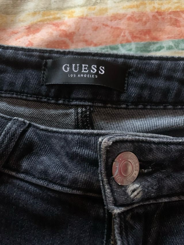 Pantalones Guess negros