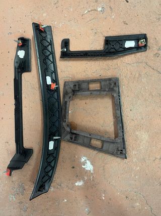 BMW E46 - Molduras carbono pack M Compact. 

