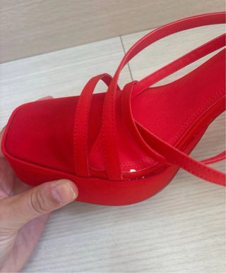 Sandalias rojas tacón alto 41