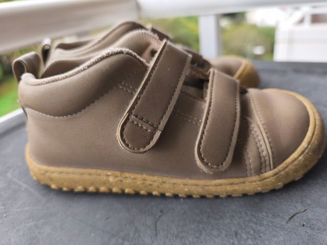 Zapato feroz Moraira beige talla 30