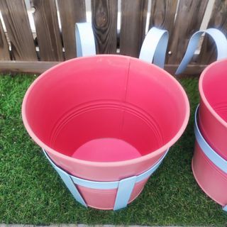 2 jardineras Ikea rosas colgantes