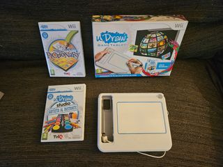 Wii Blanca en su caja + 4 juegos y accesorios