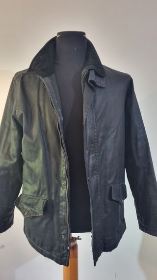 Chaqueta negra Gant impermeable