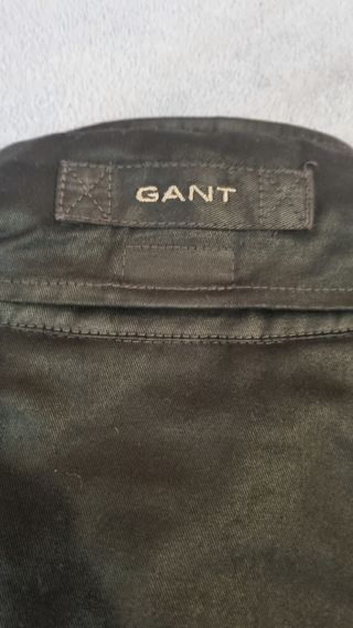 Chaqueta negra Gant impermeable