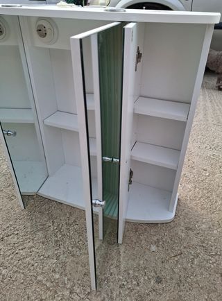 Armario baño con espejo blanco