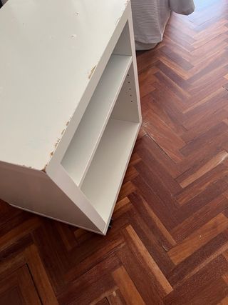 Mesa auxiliar blanca - mueble TV