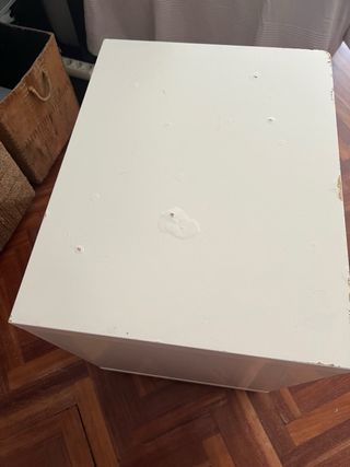 Mesa auxiliar blanca - mueble TV