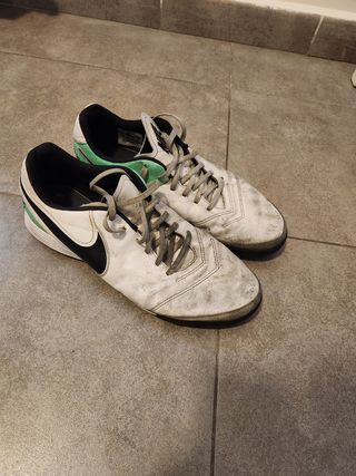 Botines Futbol Nike tiempo