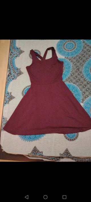 Vestido burdeos  Mango