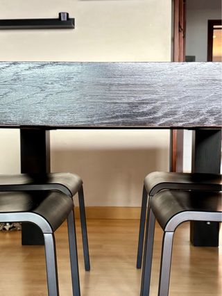 Mesa comedor negra