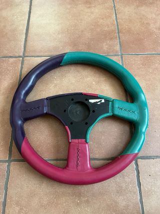 Volante Raid deportivo vintage