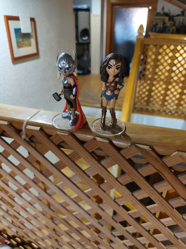 Figuras marca Funko: Thor & Wonder Woman