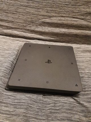PS4 (PlayStation 4) Negra - Piezas