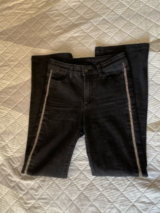 Pantalones vaqueros negros
