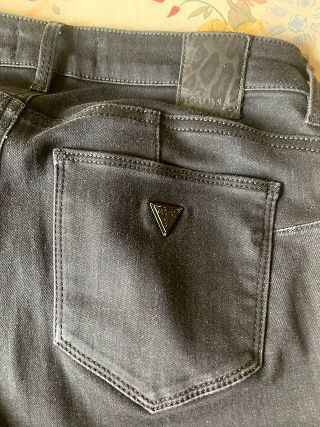 Pantalones Guess negros mujer