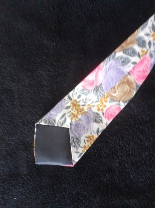 Corbata floral multicolor
