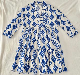 Vestido azul y blanco 