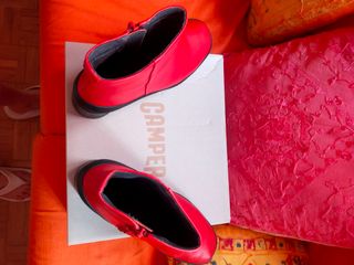 Botines Camper rojos