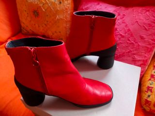 Botines Camper rojos